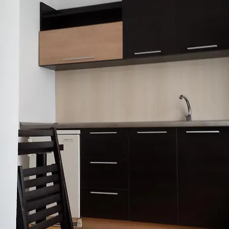 Гостьовий будинок Office